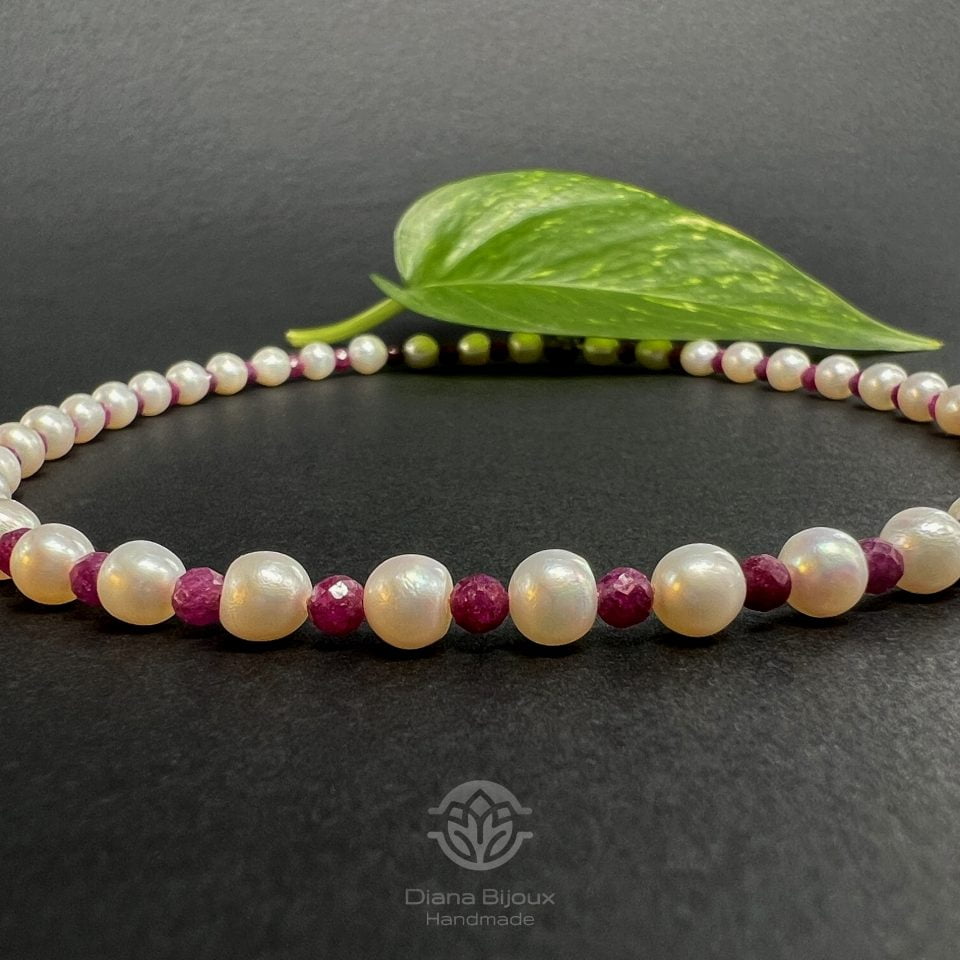 Colier Perle, Rubin si Aur Filat 14K