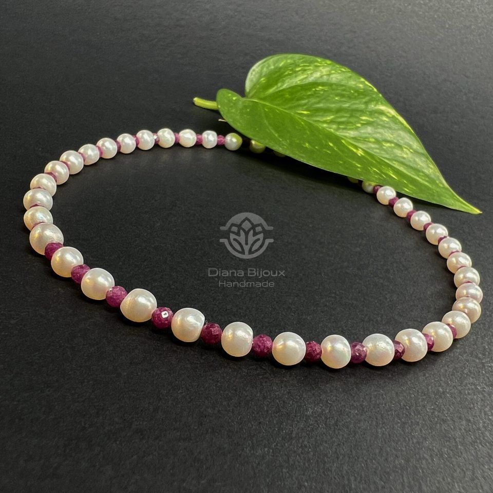 Colier Perle, Rubin si Aur Filat 14K